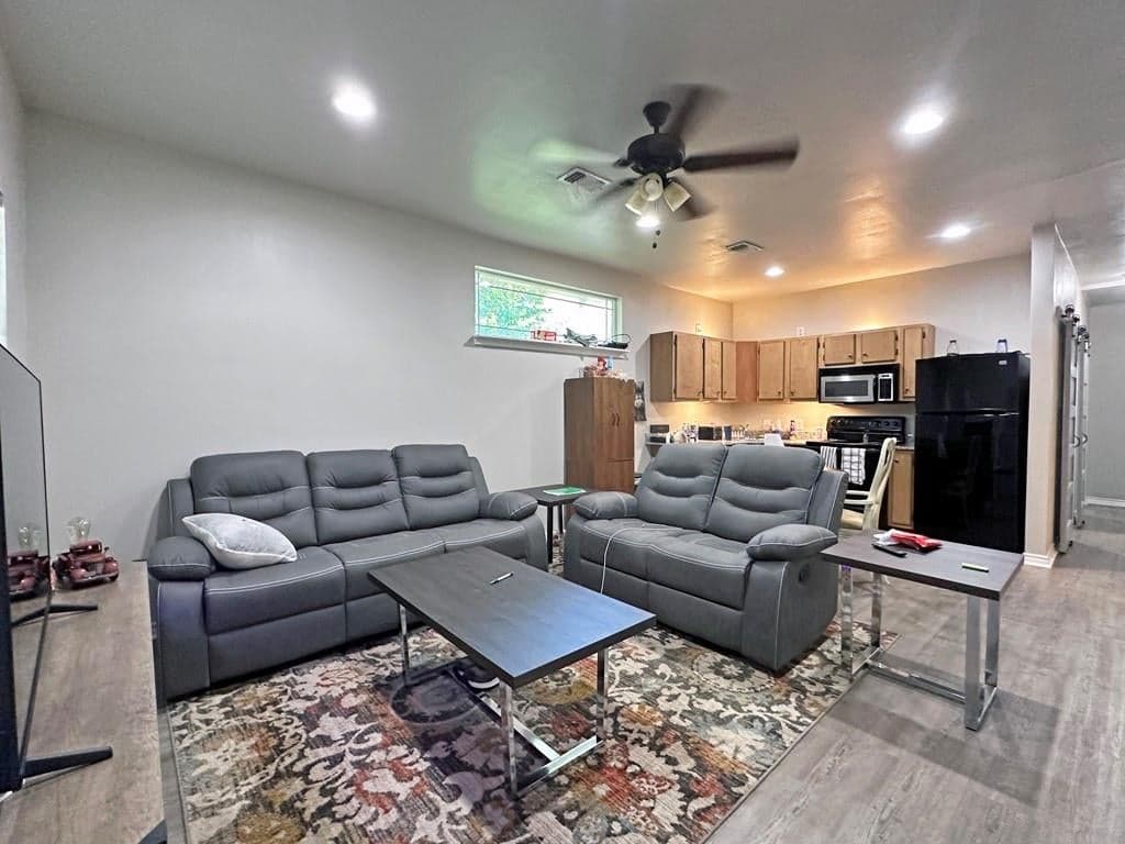 Gallery image 4