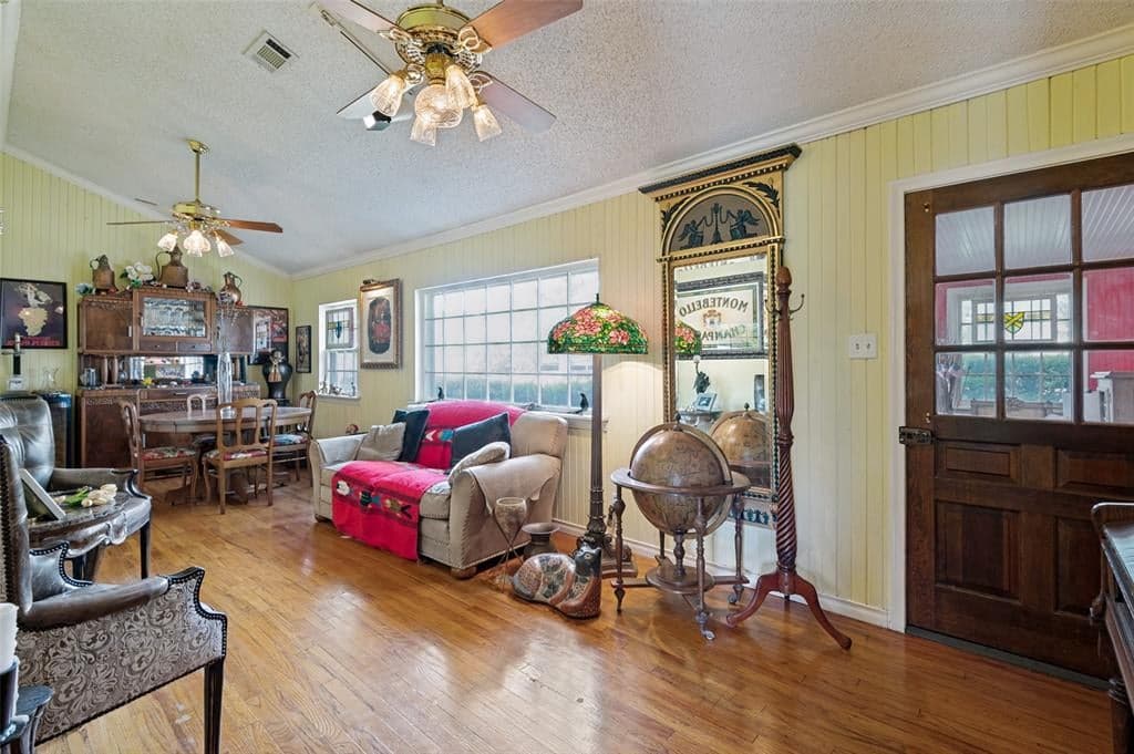 Gallery image 3