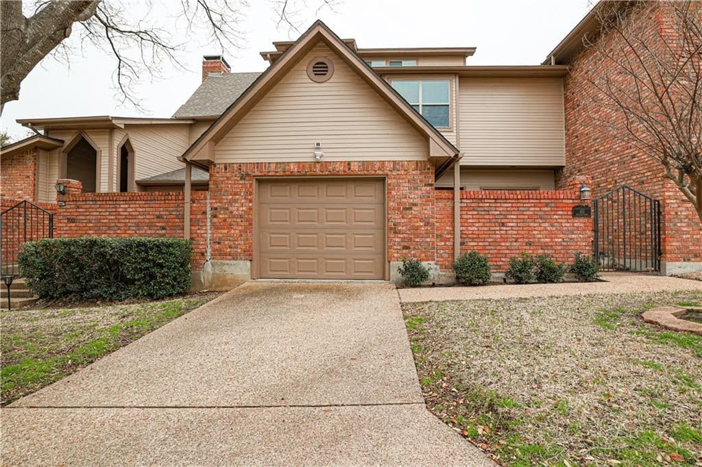 Main property image