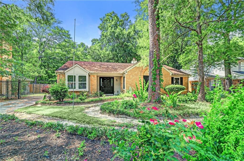 4027 Oak Gardens Dr