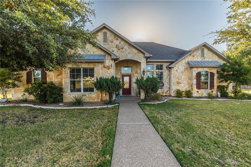 503 Casa Del Rancho Rd
