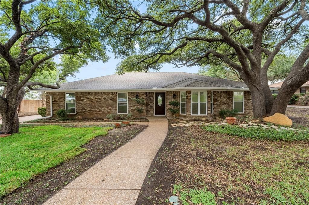 Main property image