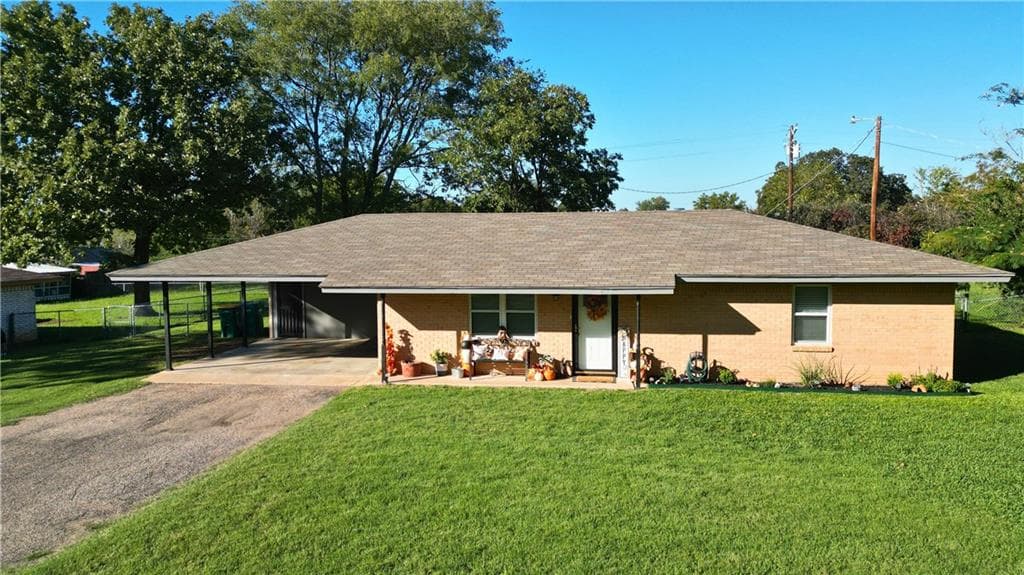 209 Ash Dr