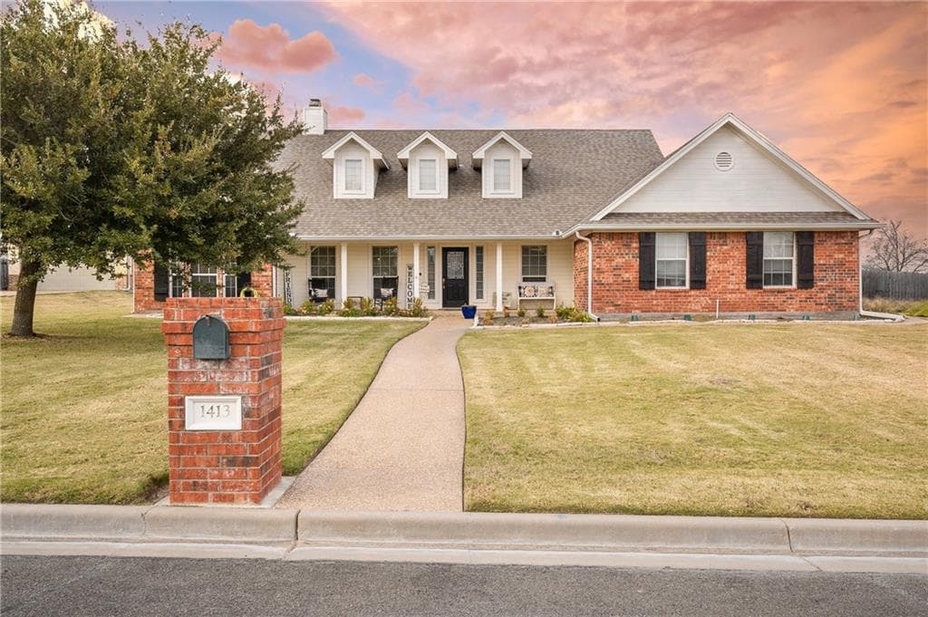 1413 Val Halla Park