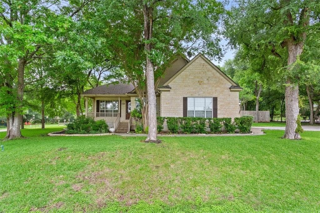 109 Salado Creek Pl