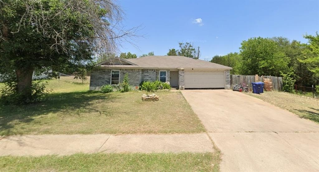 202 Halter Dr
