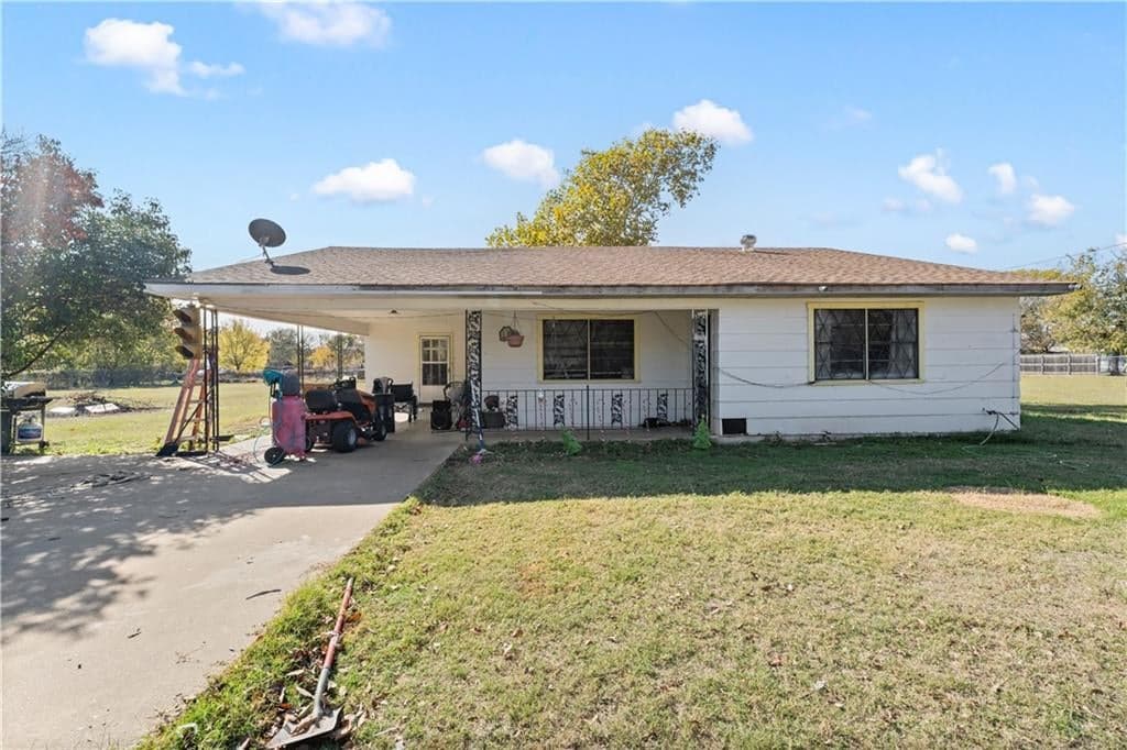 1206 Bongard Cir