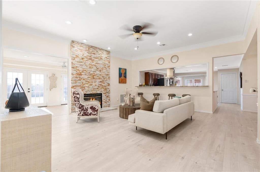 Gallery image 3