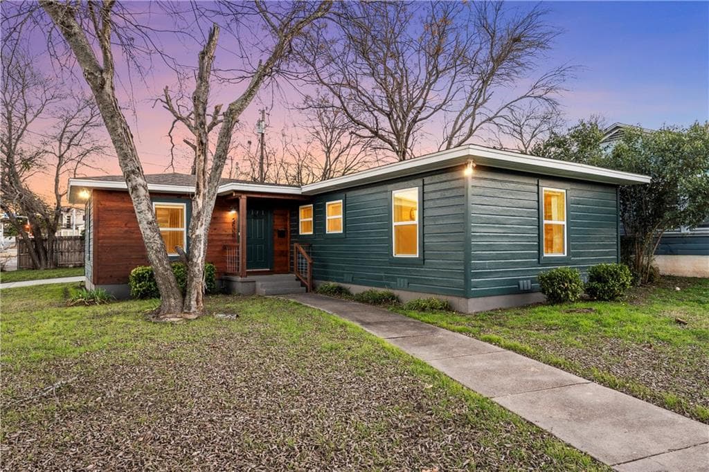 2900 Hubby Ave