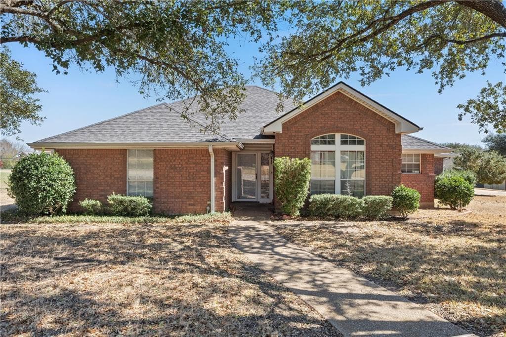 507 Aztec Dr