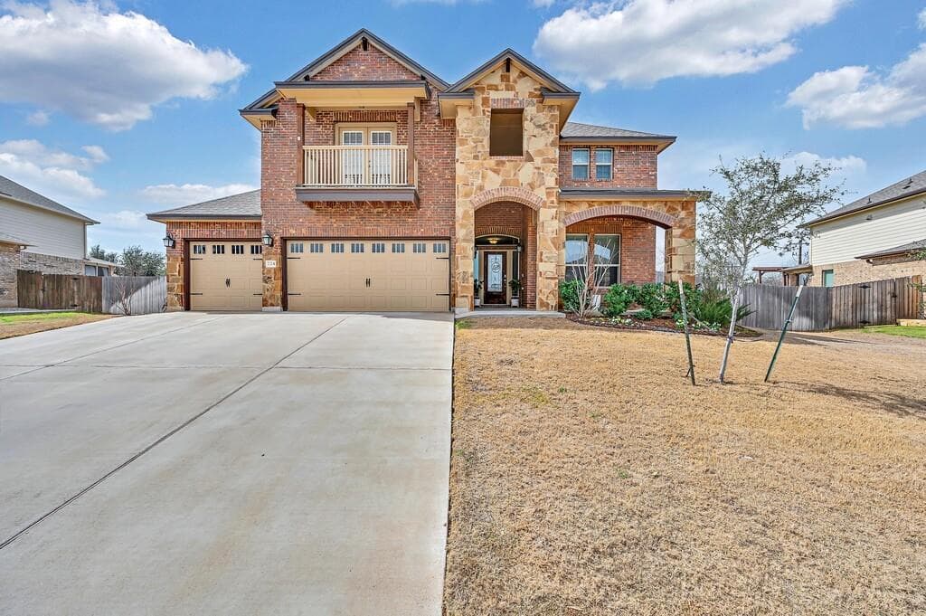 724 Salisbury Dr