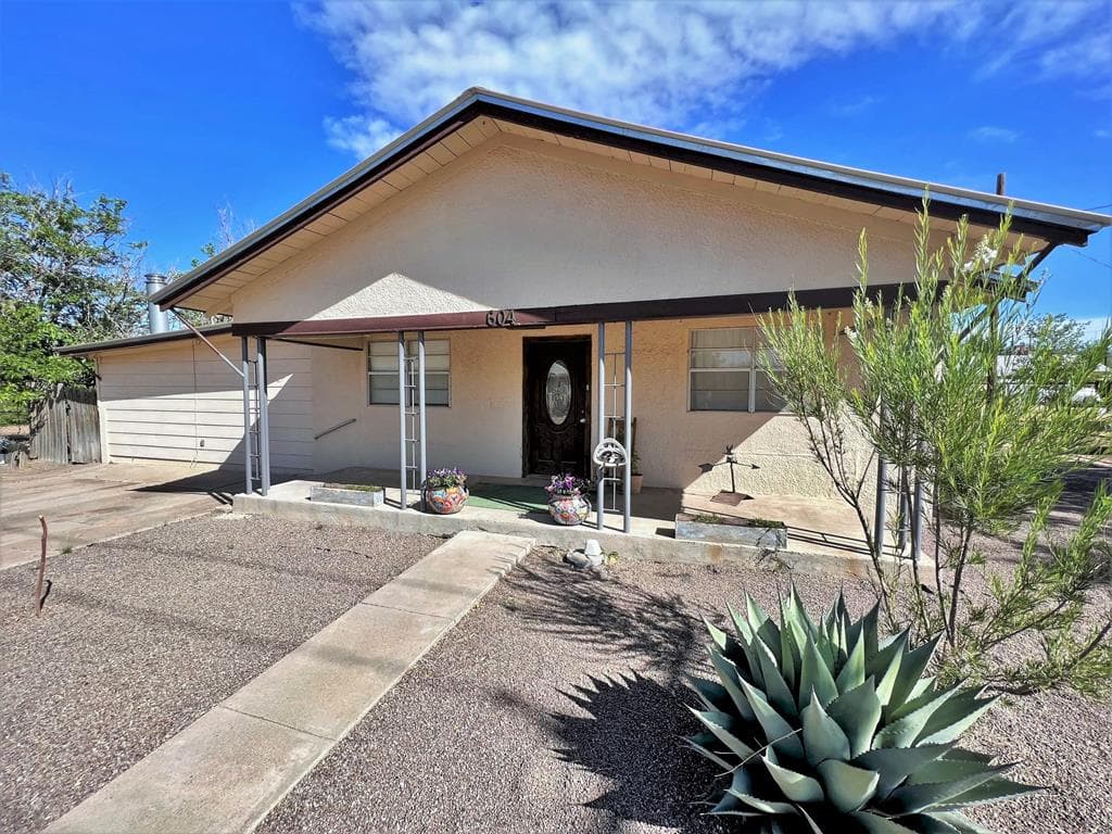 604 W Sul Ross Ave