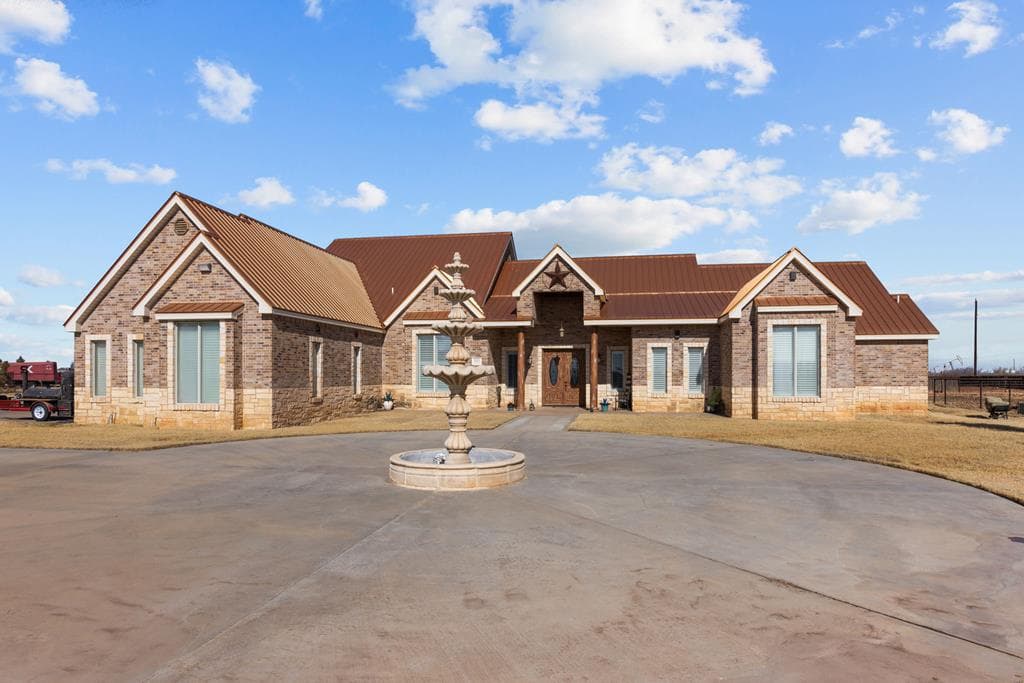 4151 Covey Dr