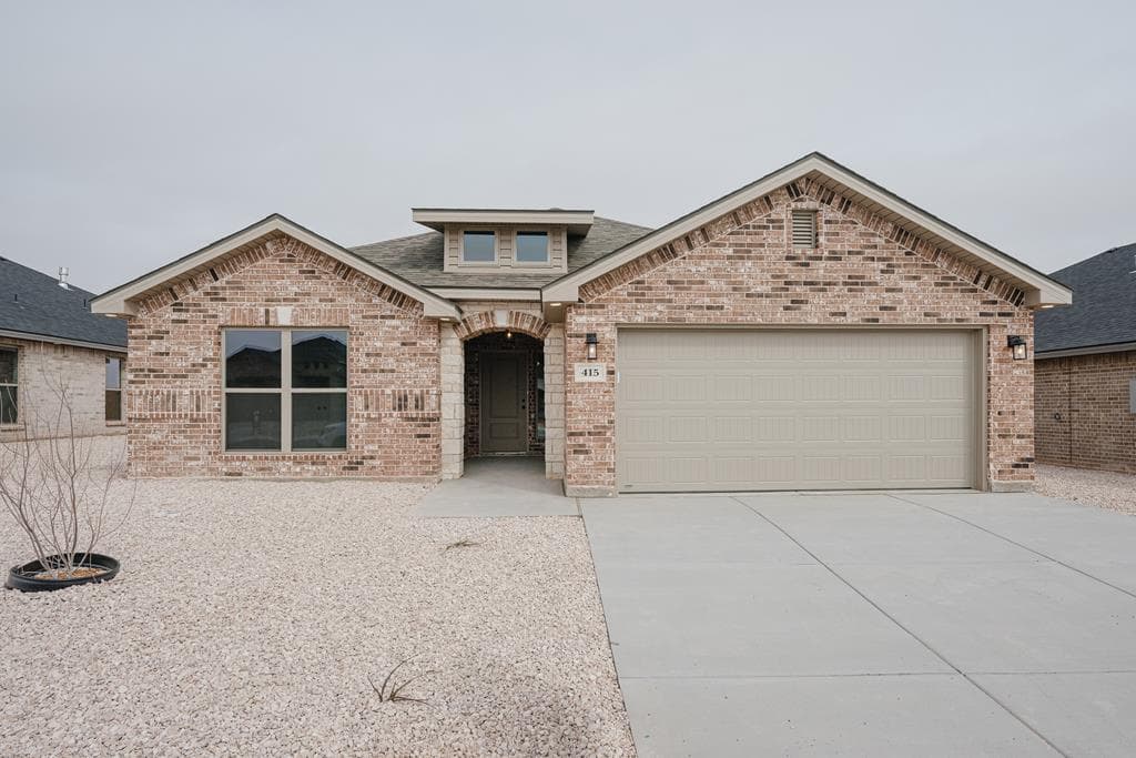 415 Farmstead Ln