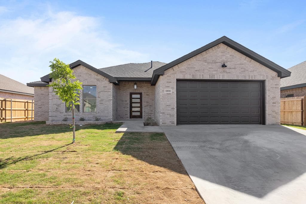 1100 Sparhawk Dr