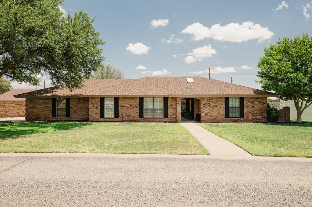 3320 Trails End Rd