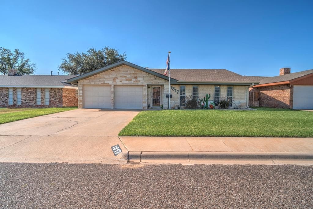 1817 Cord St