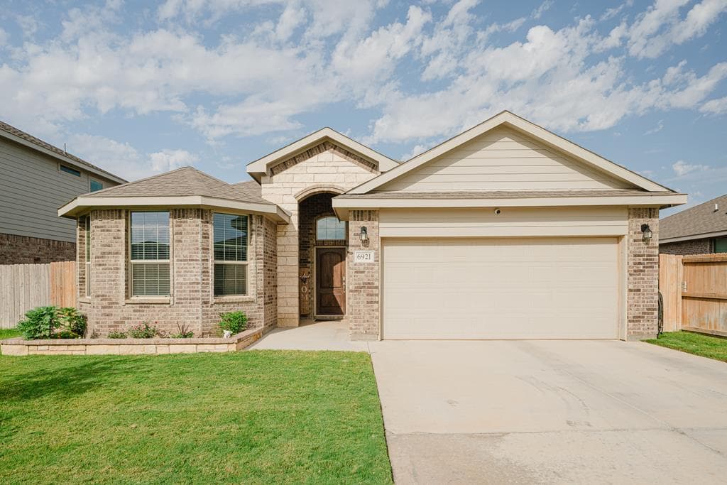 6921 Capstone Rd