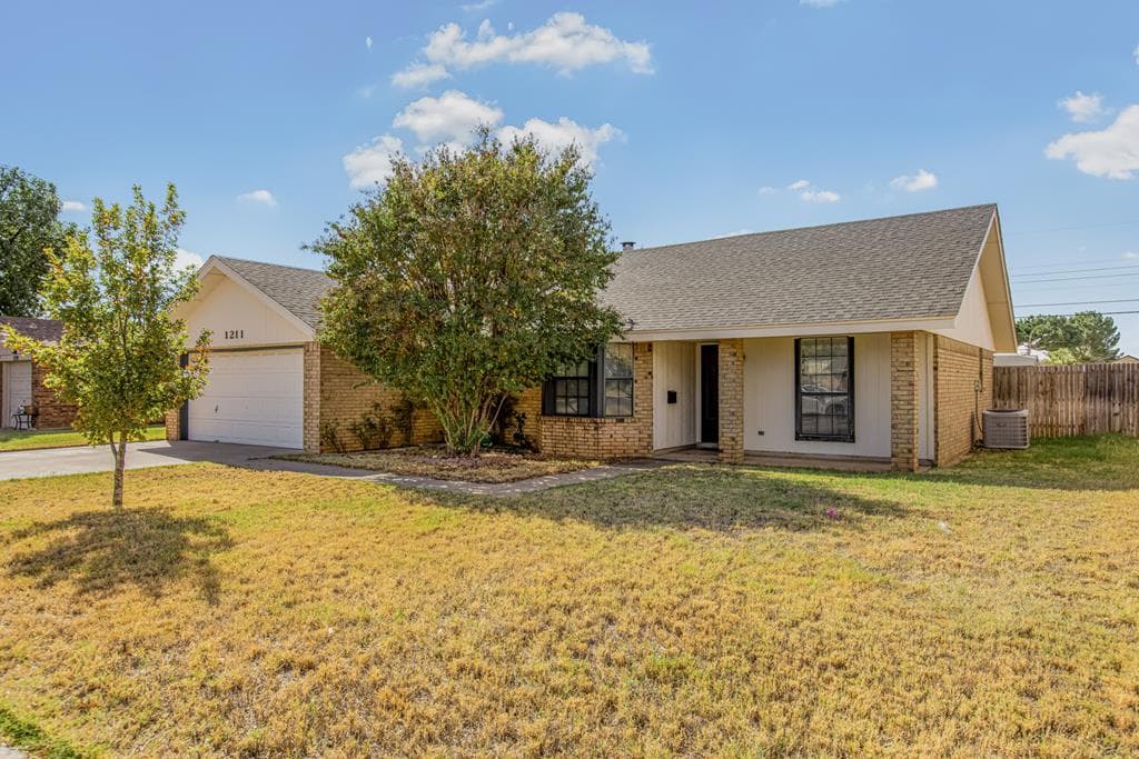 1211 Alpine Dr