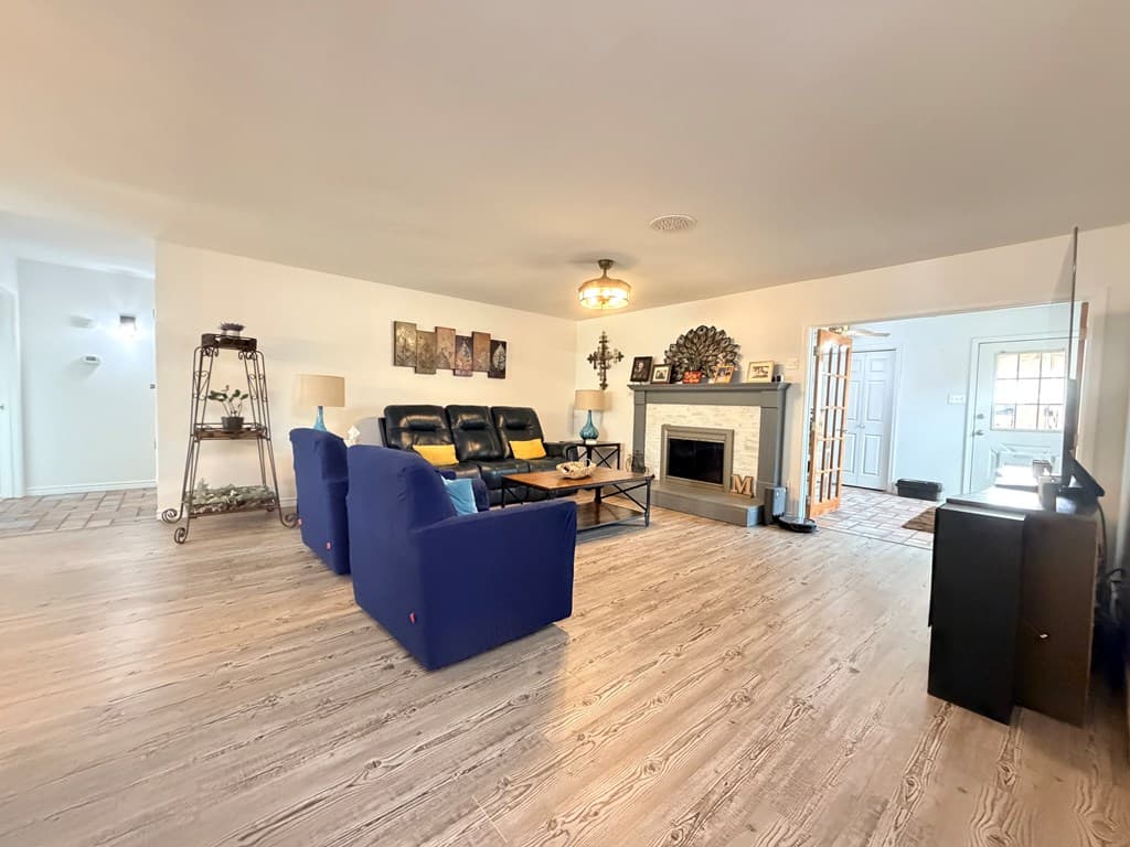 Gallery image 2