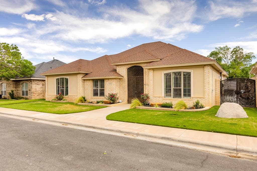 Main property image