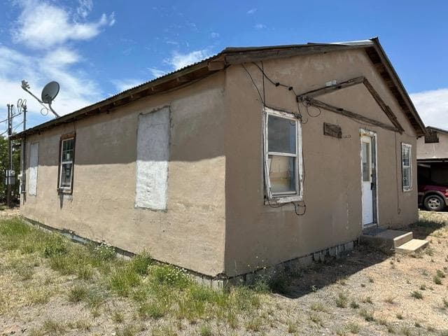 1104 S Vivian St