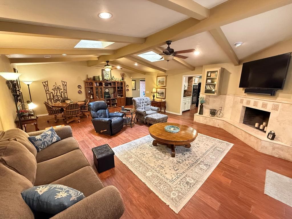 Gallery image 4