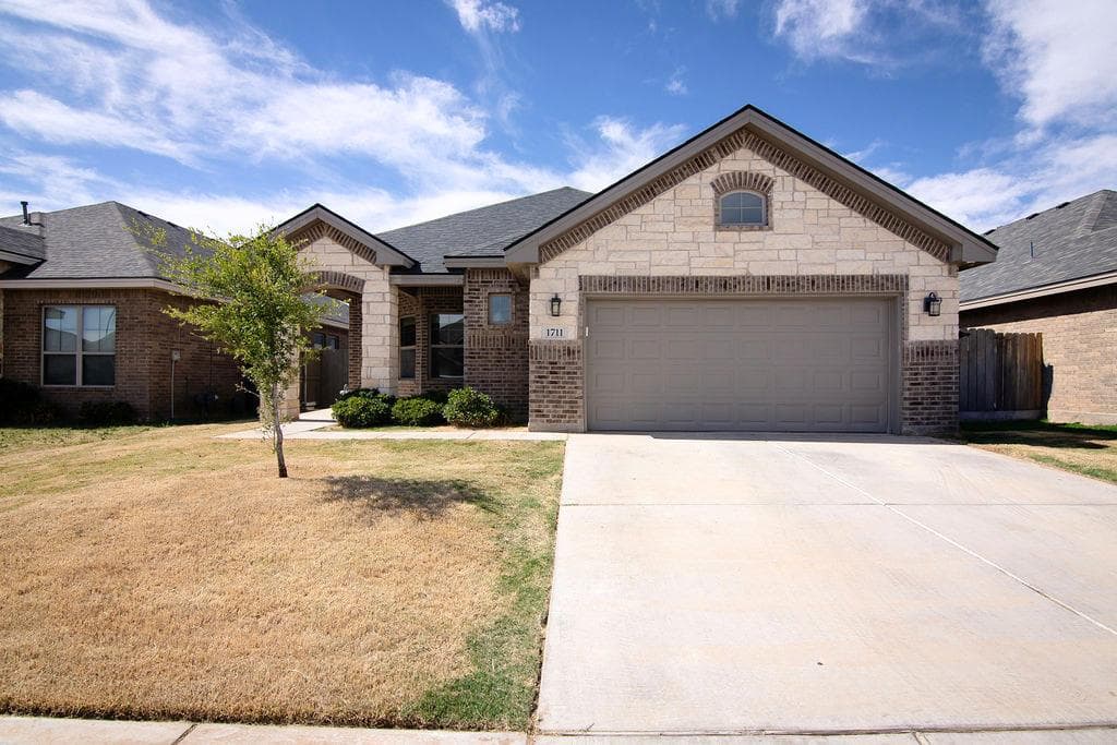 1711 Palo Duro Dr