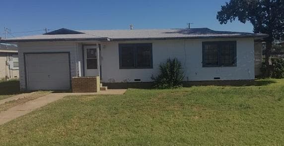 2705 Redwood Dr