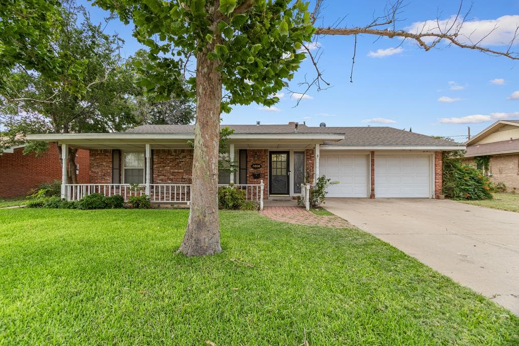 3916 Springdale Dr