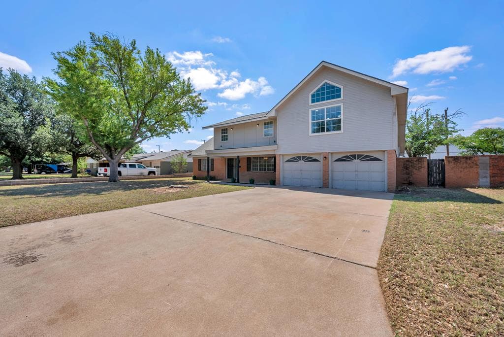 3213 Sentinel Dr