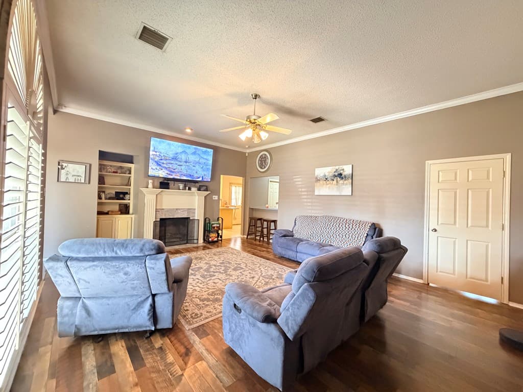 Gallery image 4