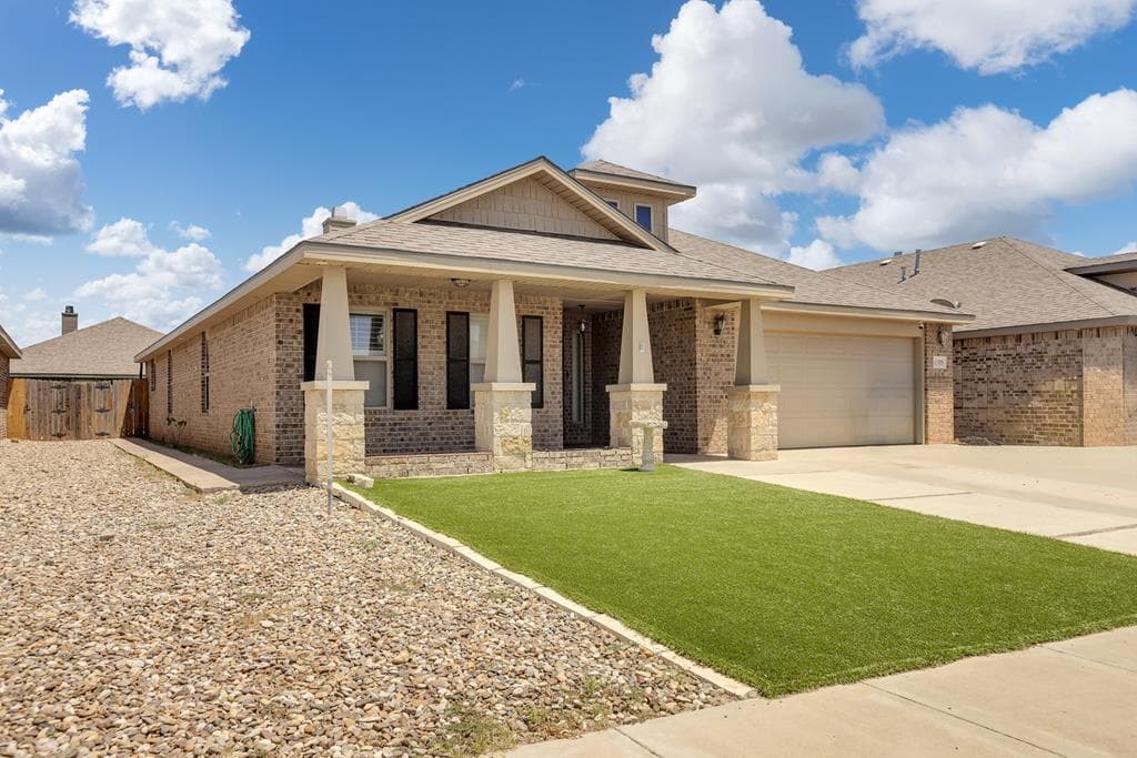 6918 Cattleman Dr