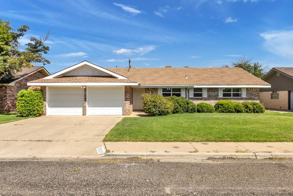 3939 Dumont Dr