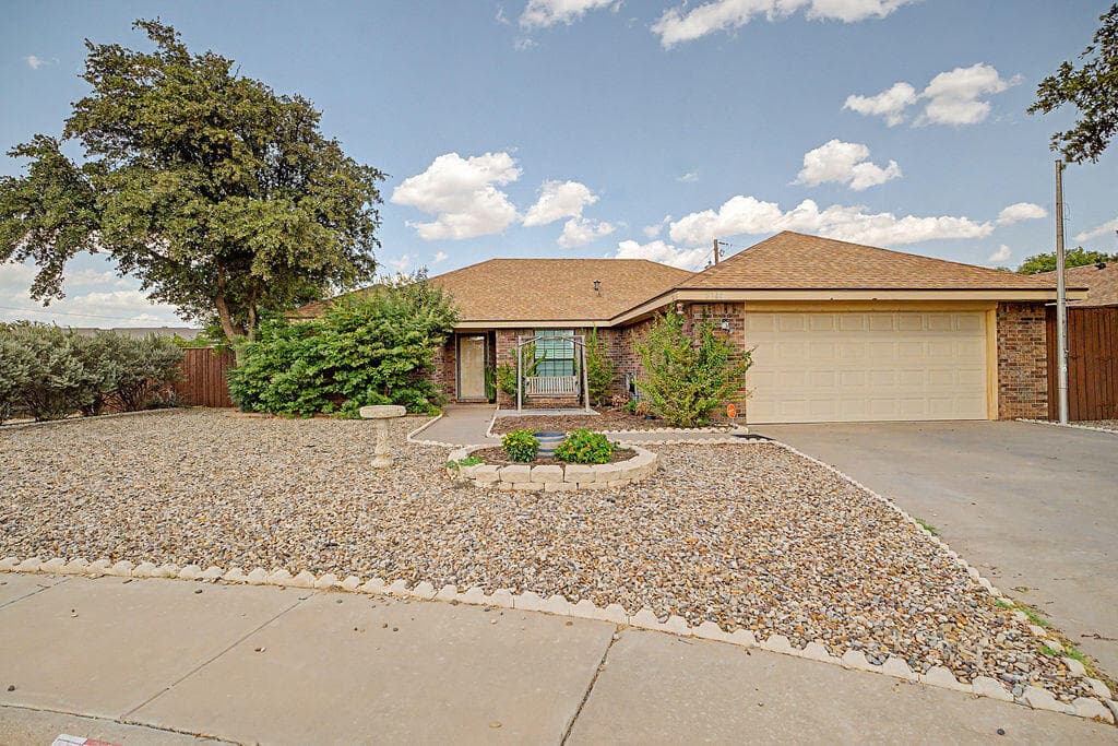 5144 Richardson Dr