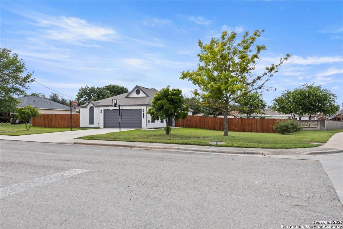 100 Hunter Dr
