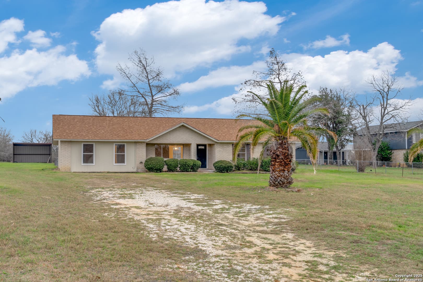 12587 La Vernia Rd
