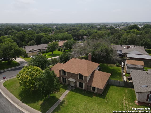 140 Thomas Edison Dr