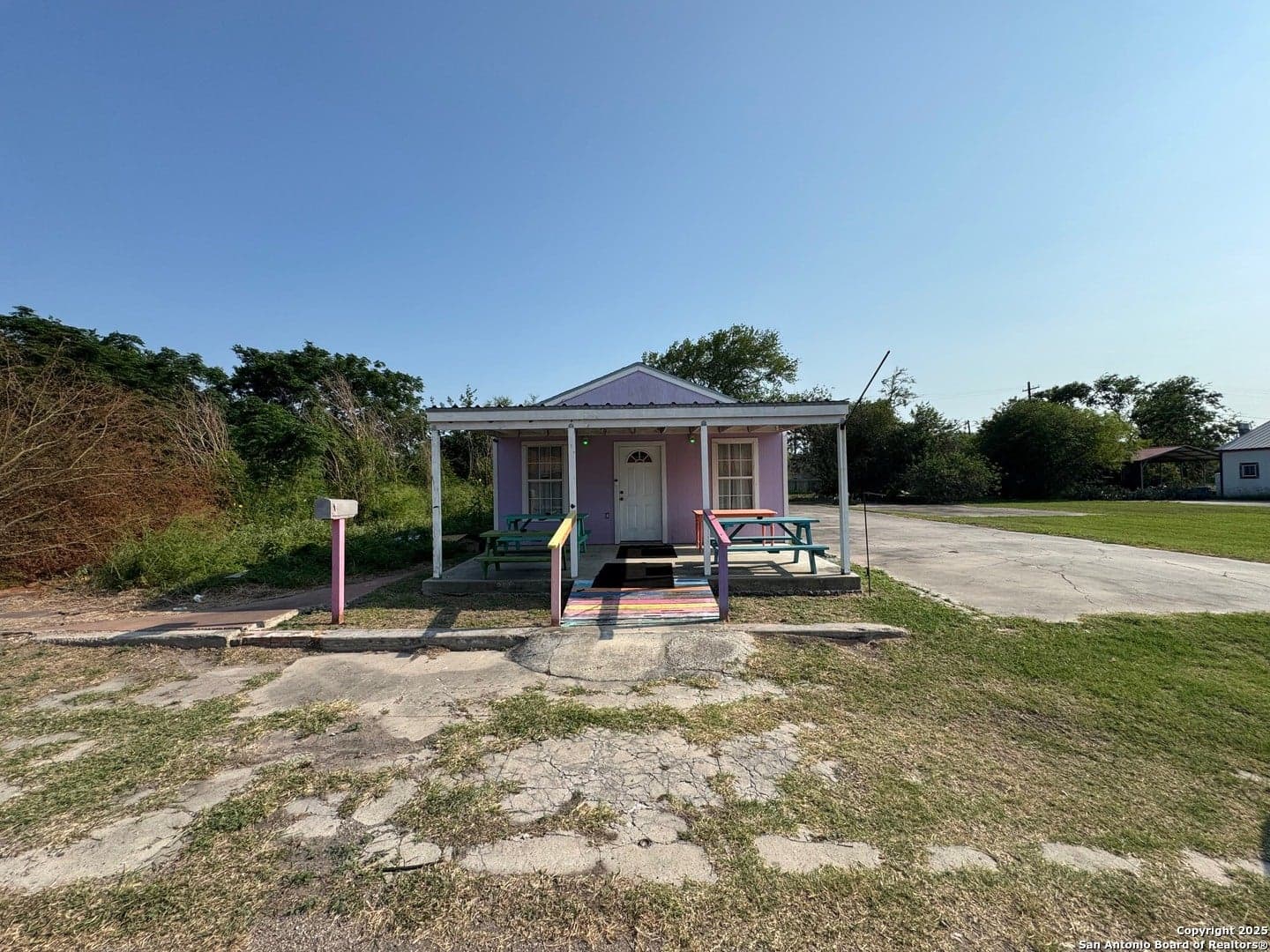 Main property image