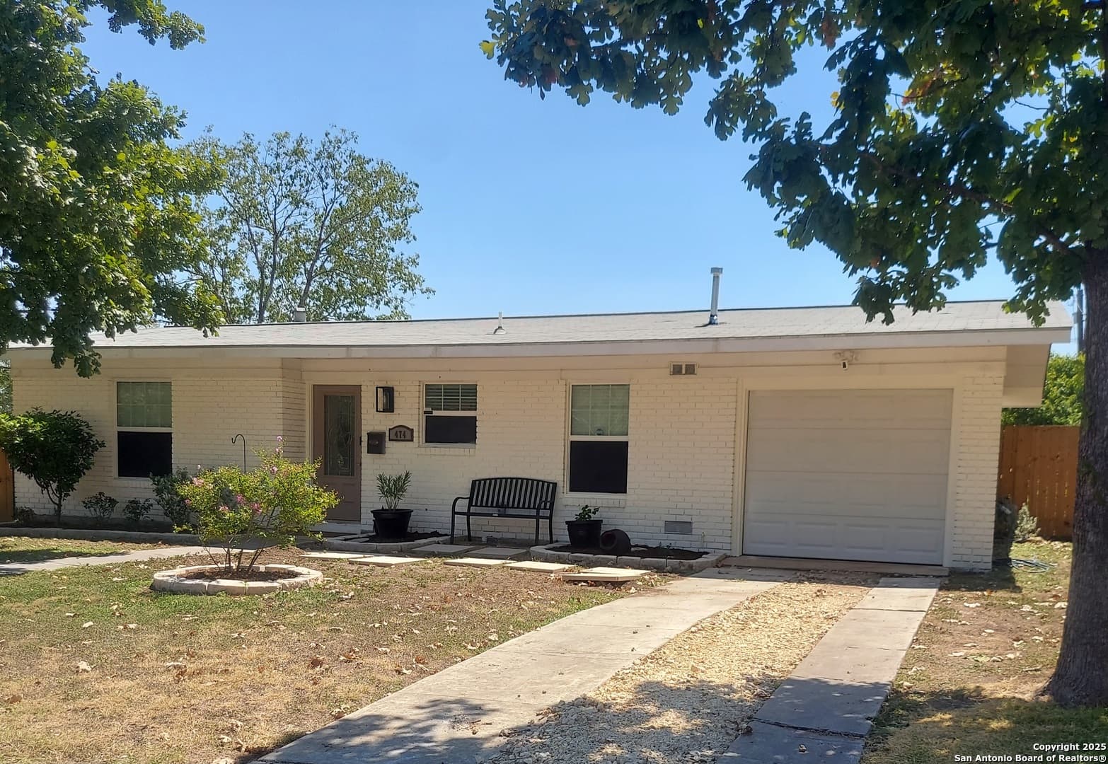 474 Linda Dr