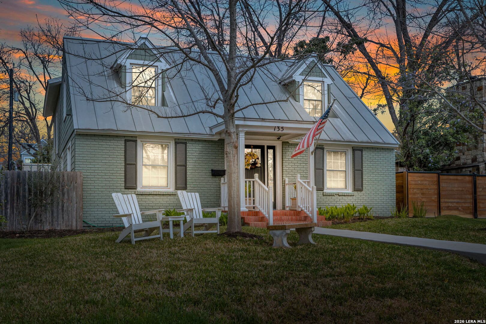 135 Blue Bonnet Blvd