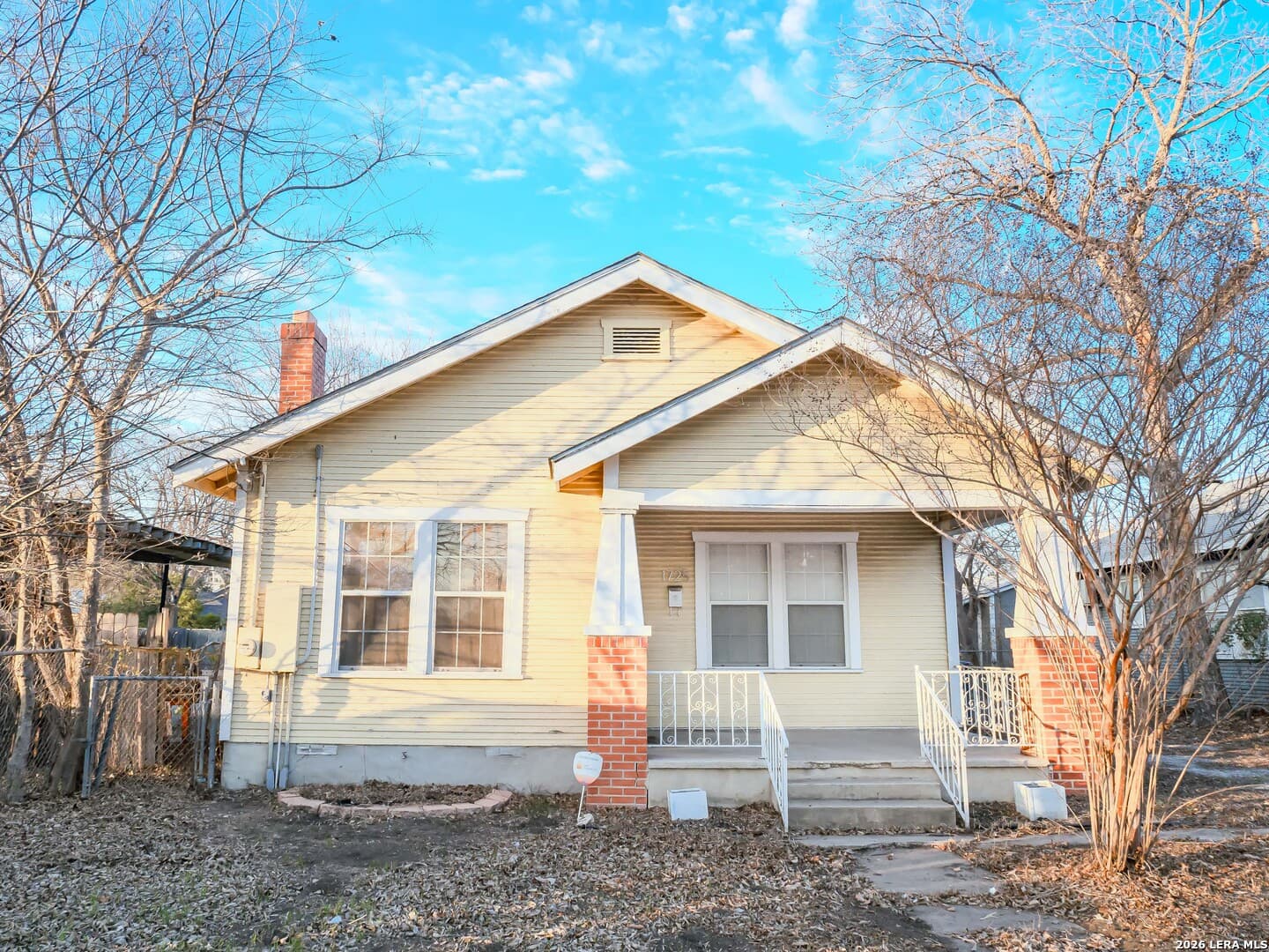 1725 W Craig Pl