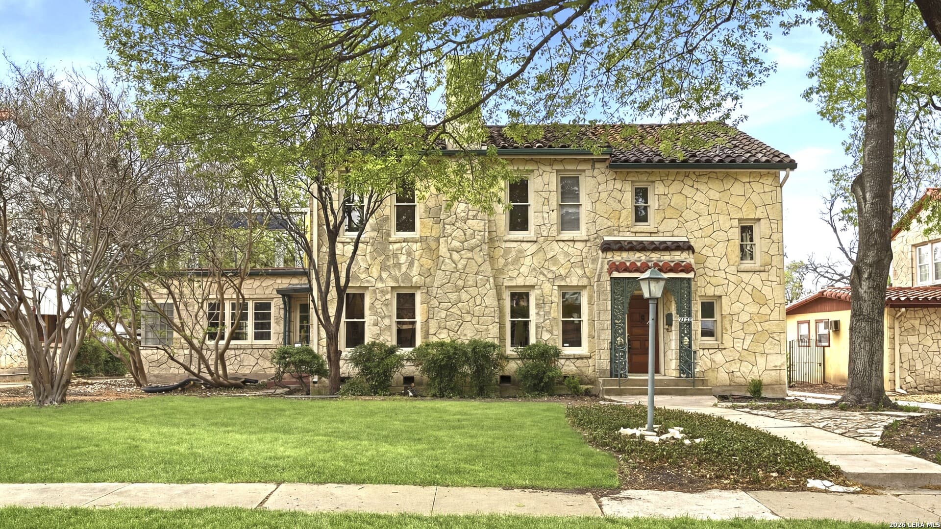 432 Mary Louise Dr