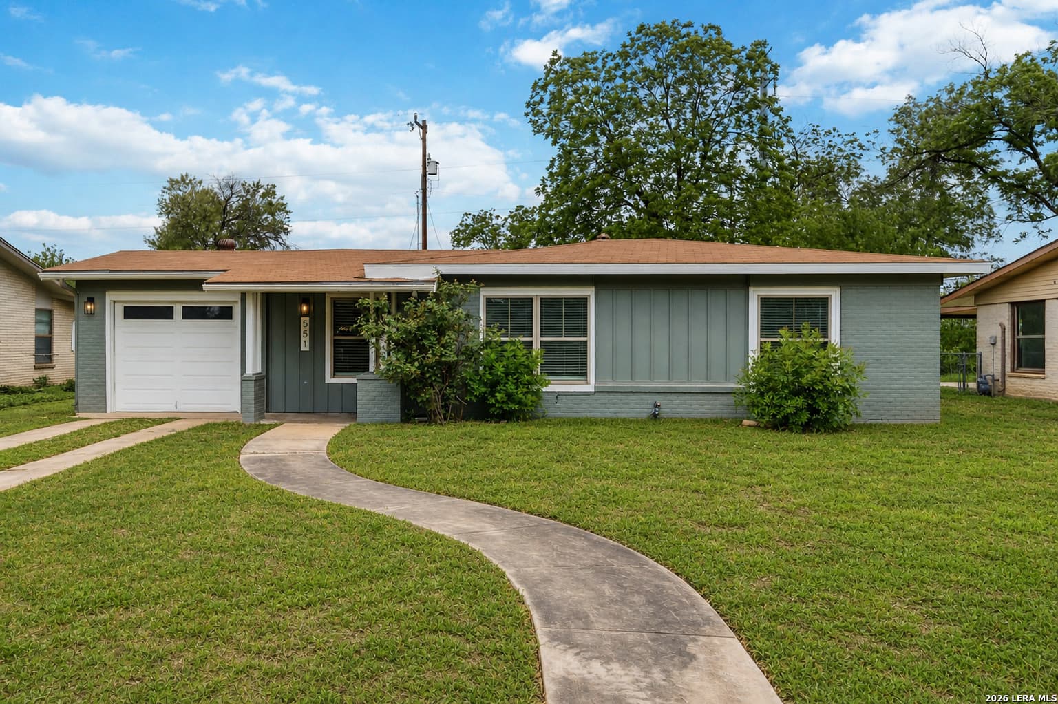 551 Radiance Ave