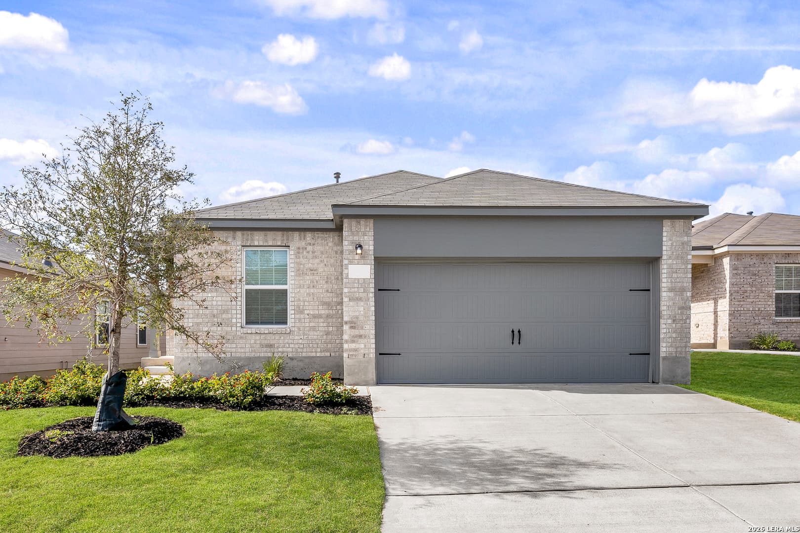 4410 Banting Cres