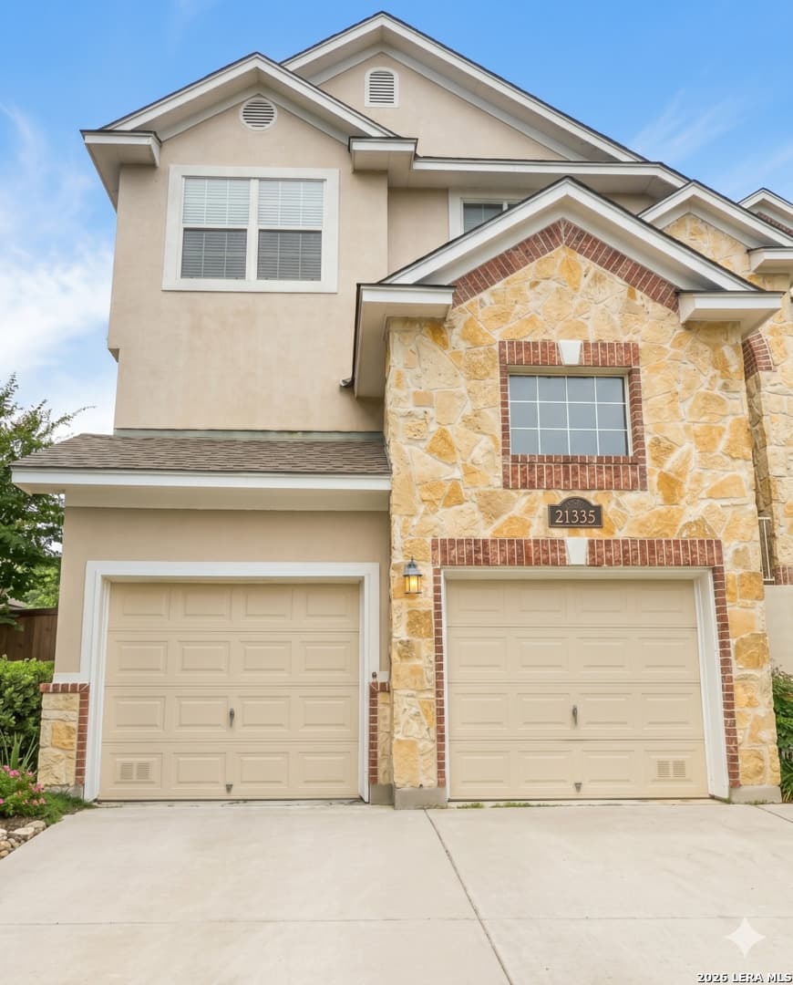 21335 La Pena Dr