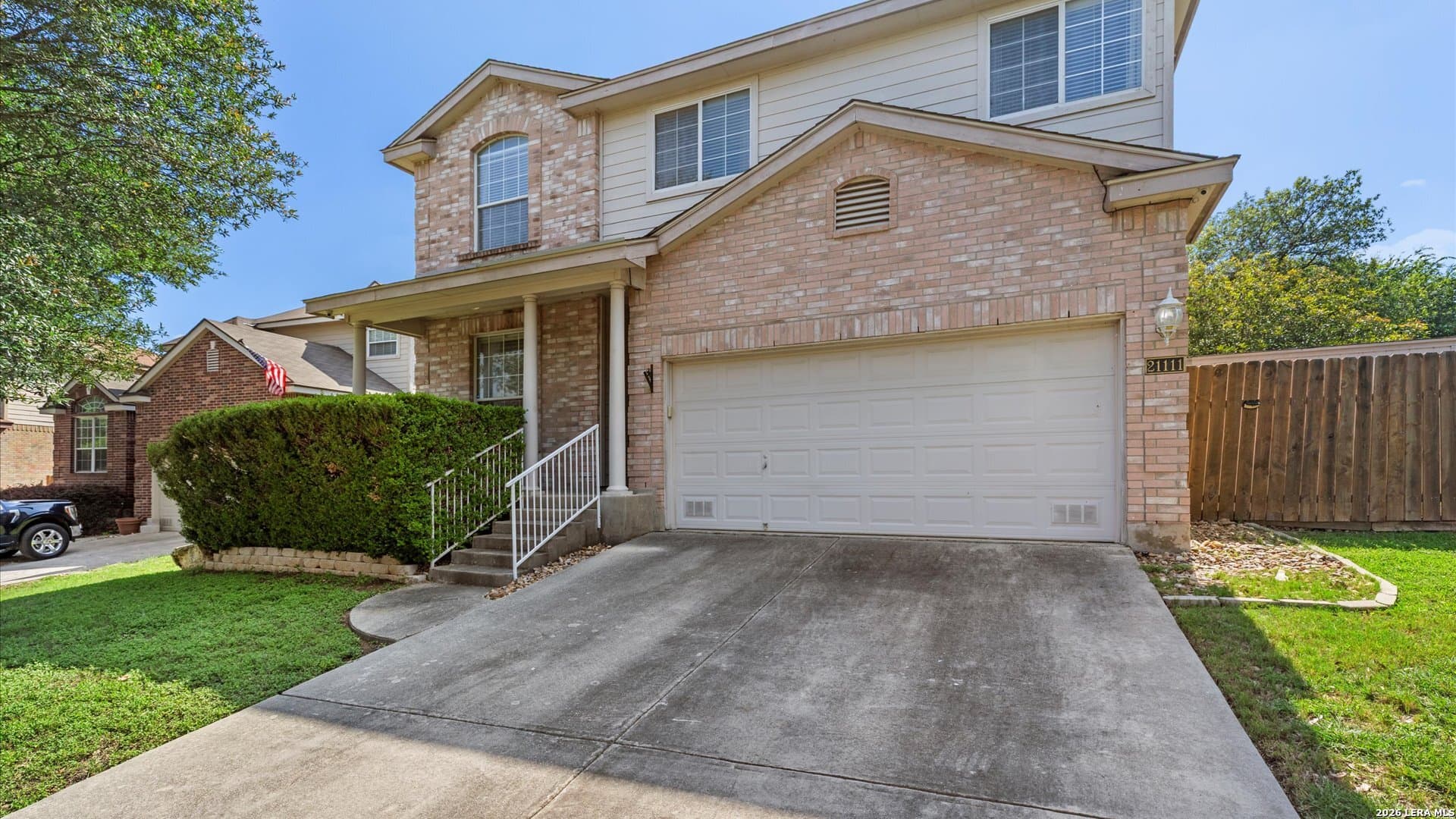 21111 Encino Oaks