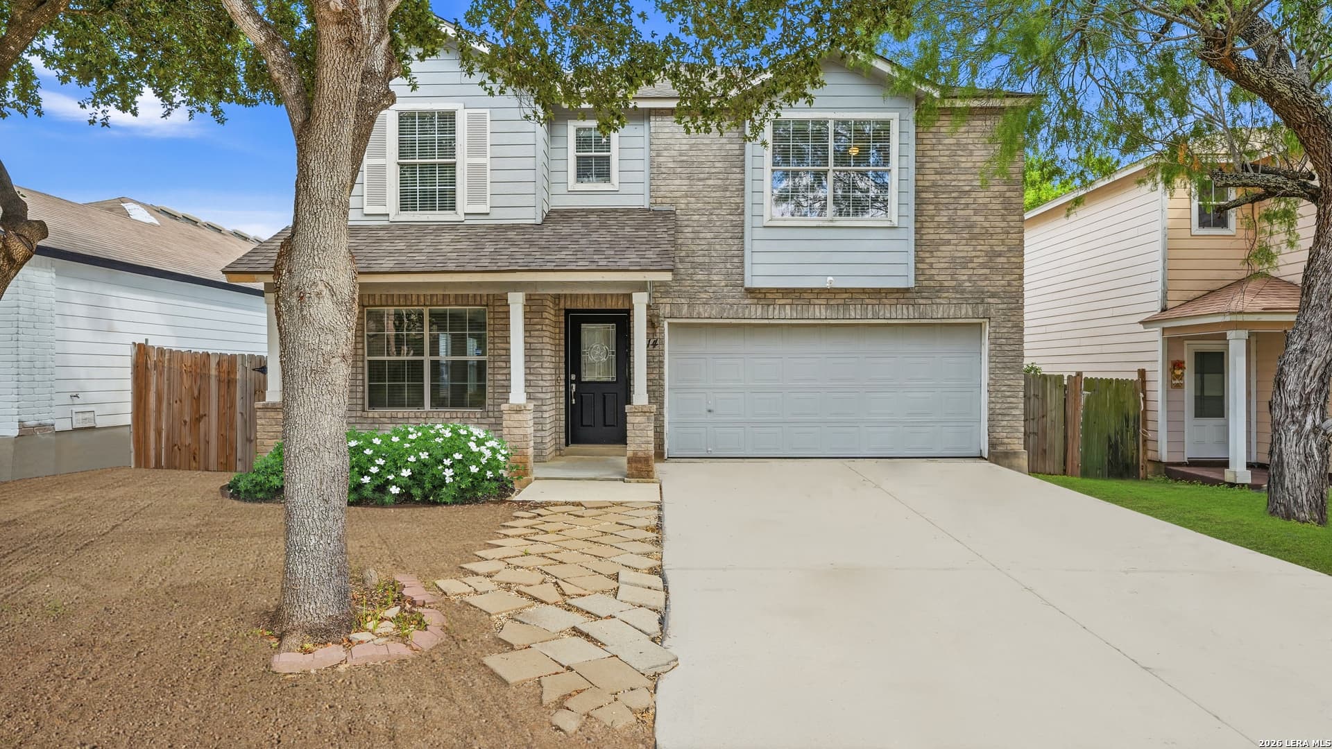 214 Hallie Cv