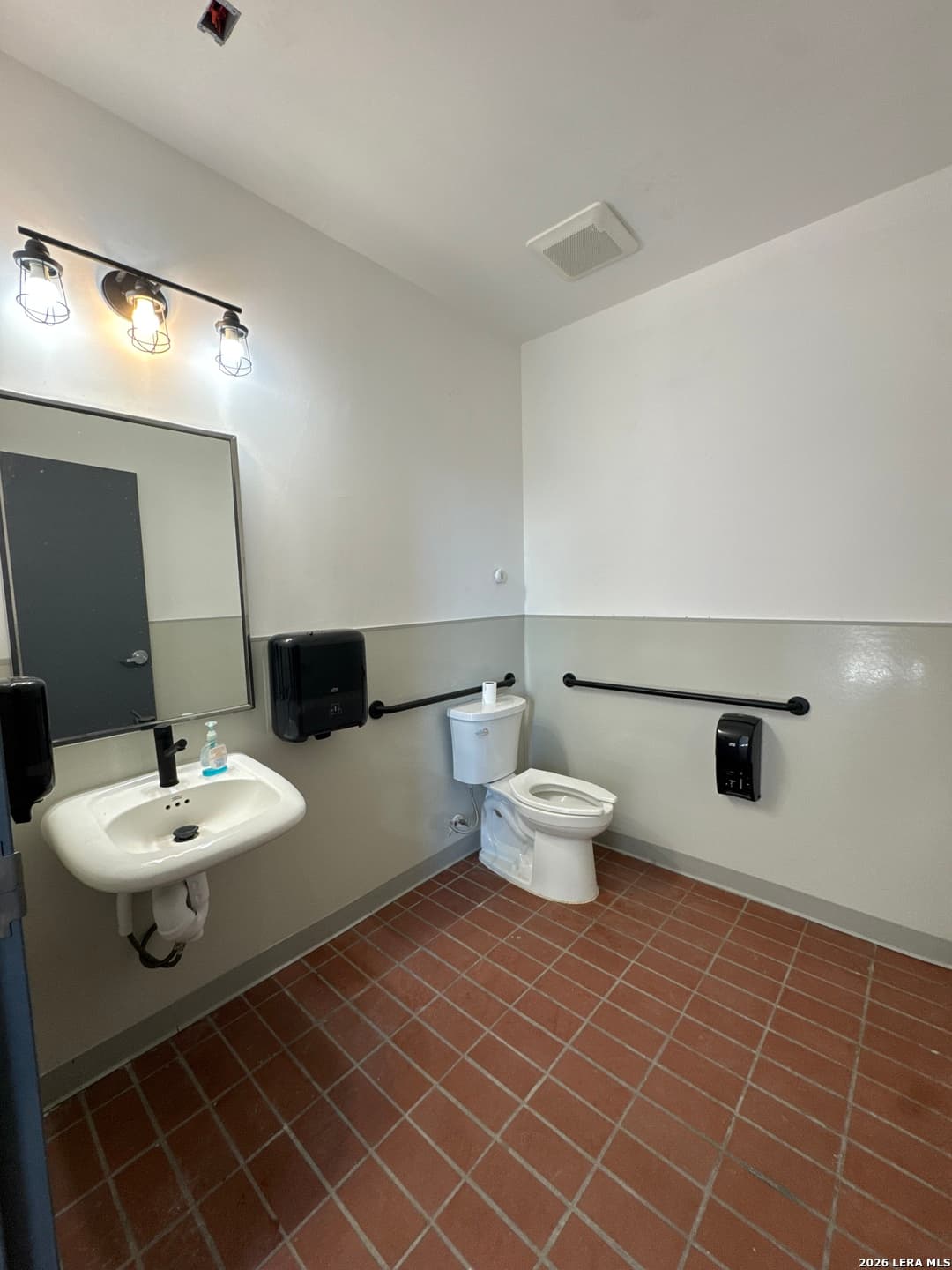 Gallery image 3