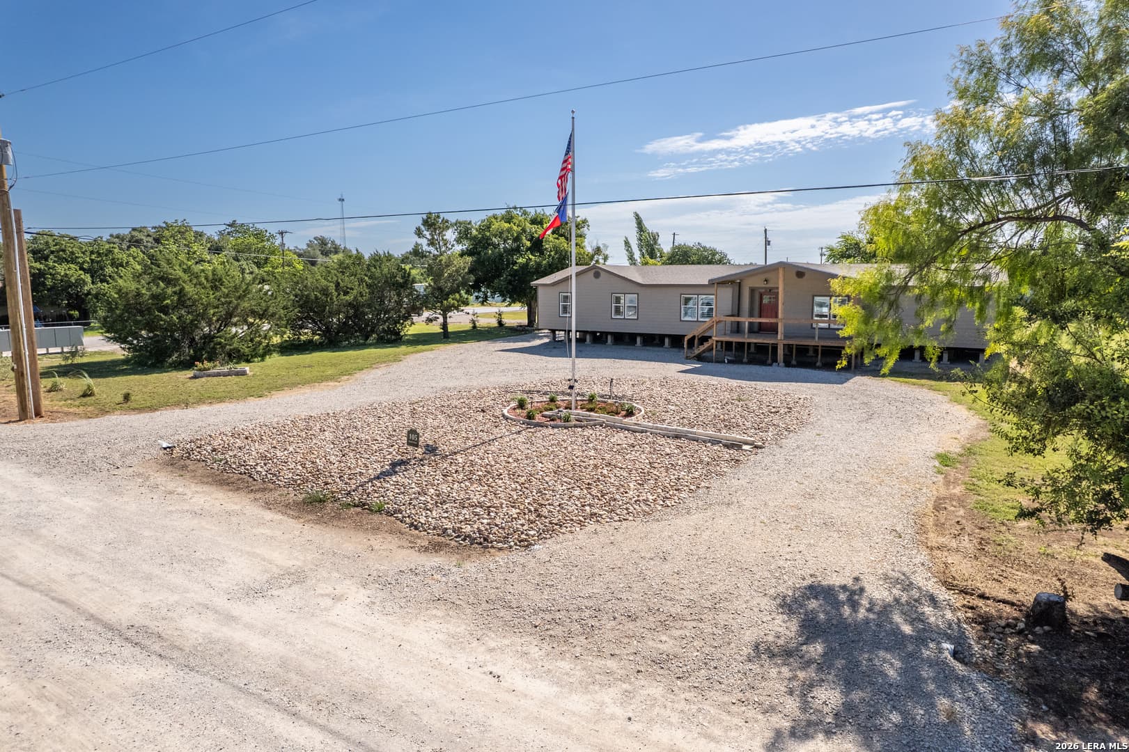105 Boyett Dr